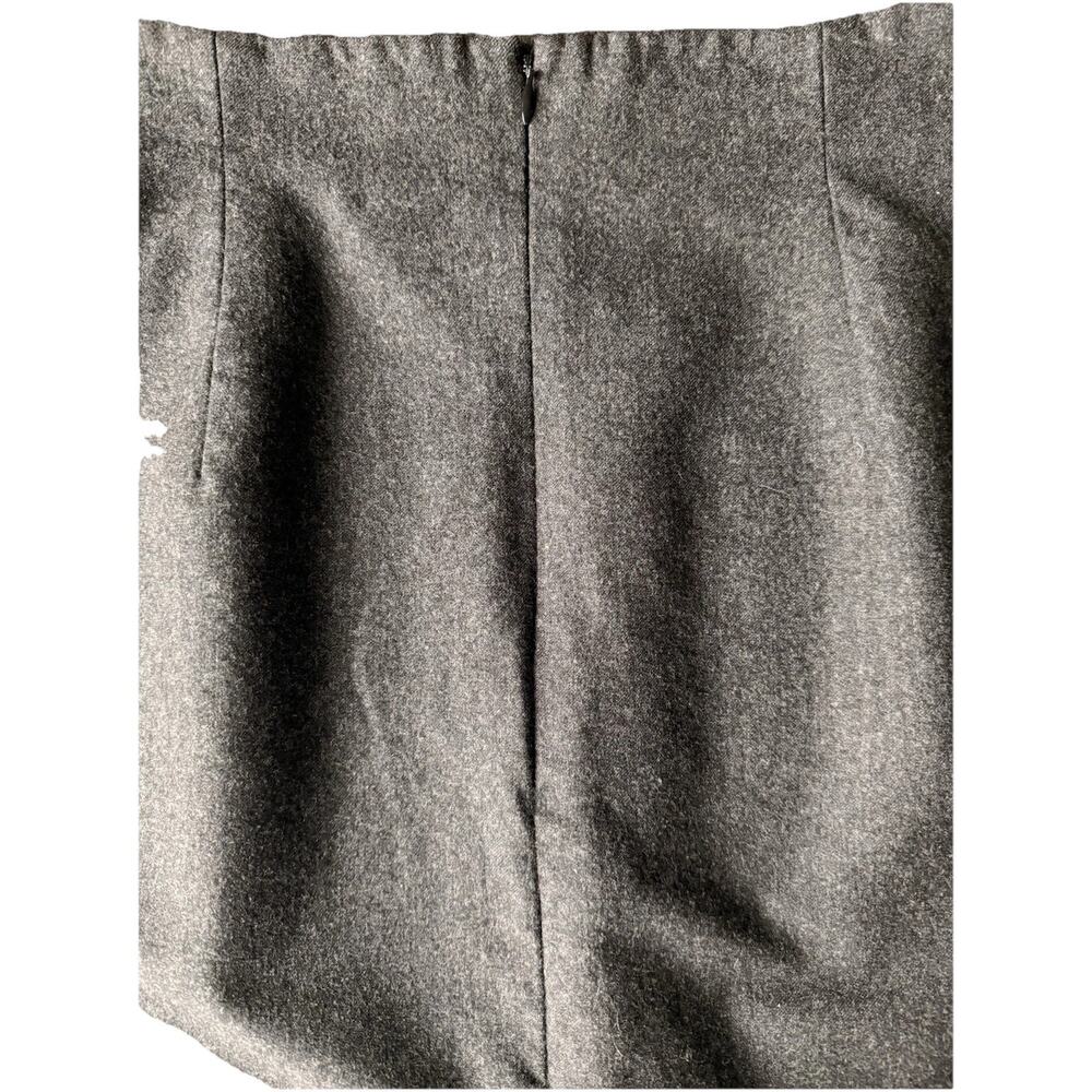 Vintage Burberrys London Gray Wool Pencil Skirt | Classic Tailored | Small Fit - Picture 6 of 9